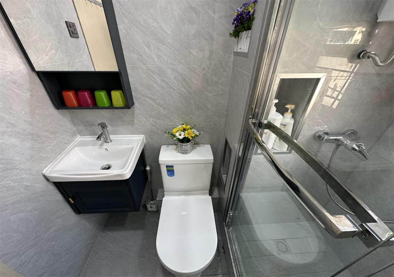 3Br Romantic Apt, 2Mins Mtr, 8Pax Гонконг Экстерьер фото